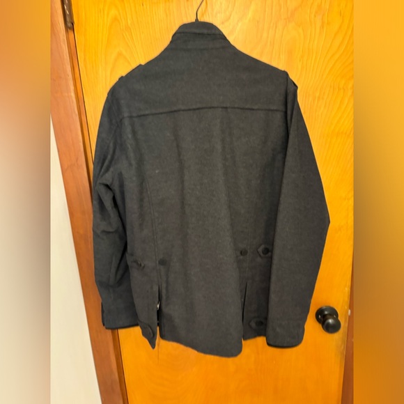 Men’s Fall Jacket - Picture 2 of 3